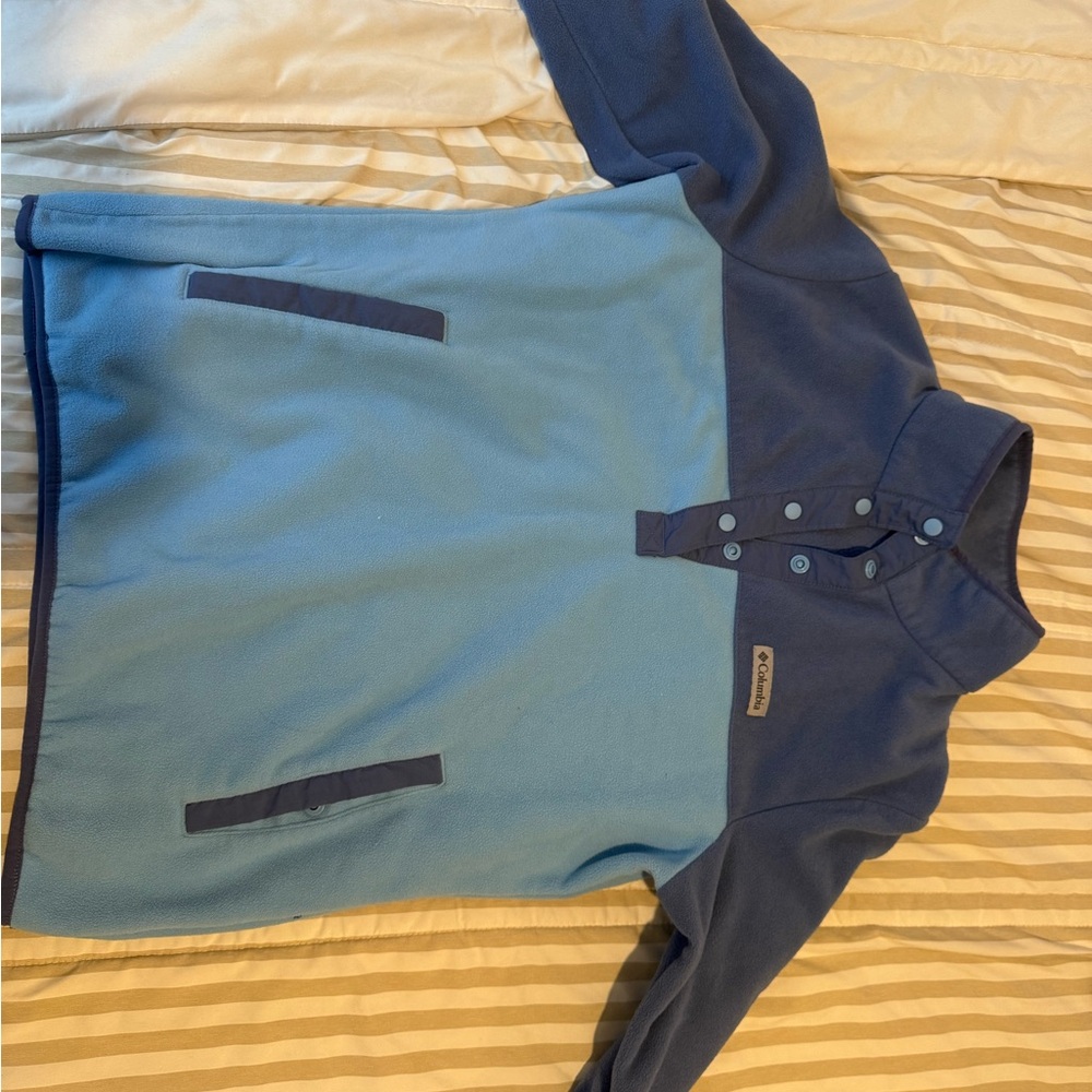 Columbia Two-Tone Blue Fleece Jacket